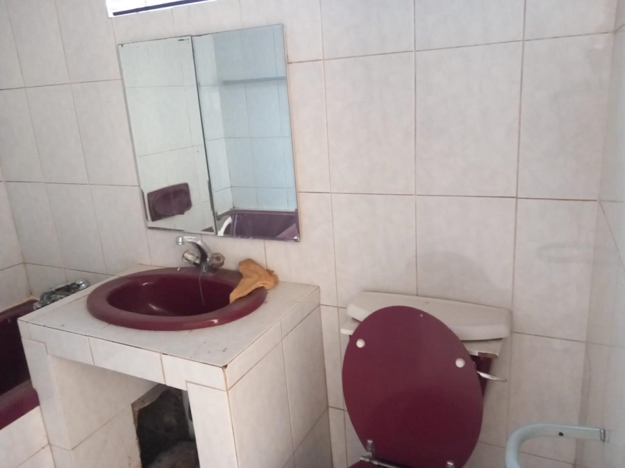 To Let 5 Bedroom Property for Rent in Yeoville Gauteng