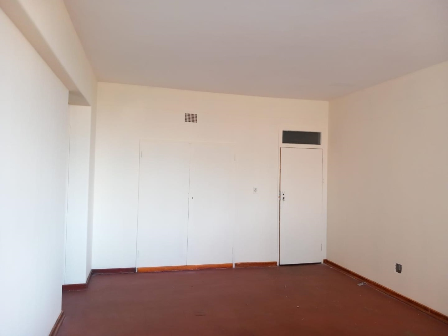 To Let 5 Bedroom Property for Rent in Yeoville Gauteng