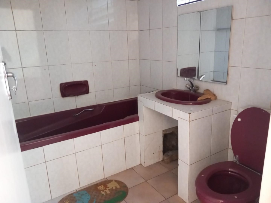 To Let 5 Bedroom Property for Rent in Yeoville Gauteng