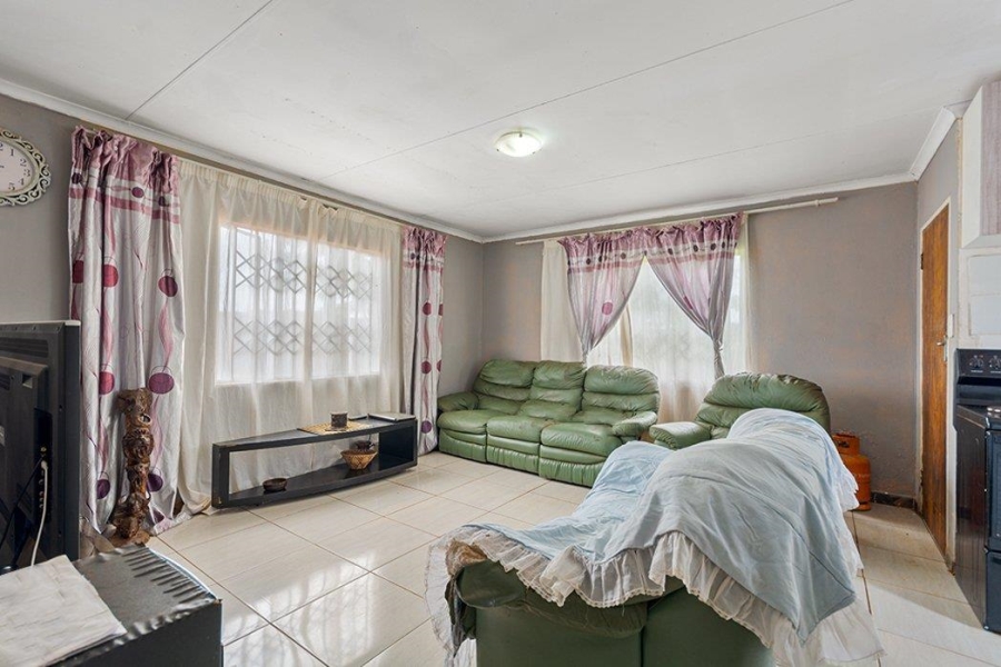 3 Bedroom Property for Sale in Protea Glen Gauteng