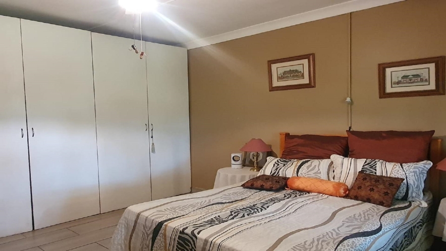 3 Bedroom Property for Sale in Roodia Gauteng