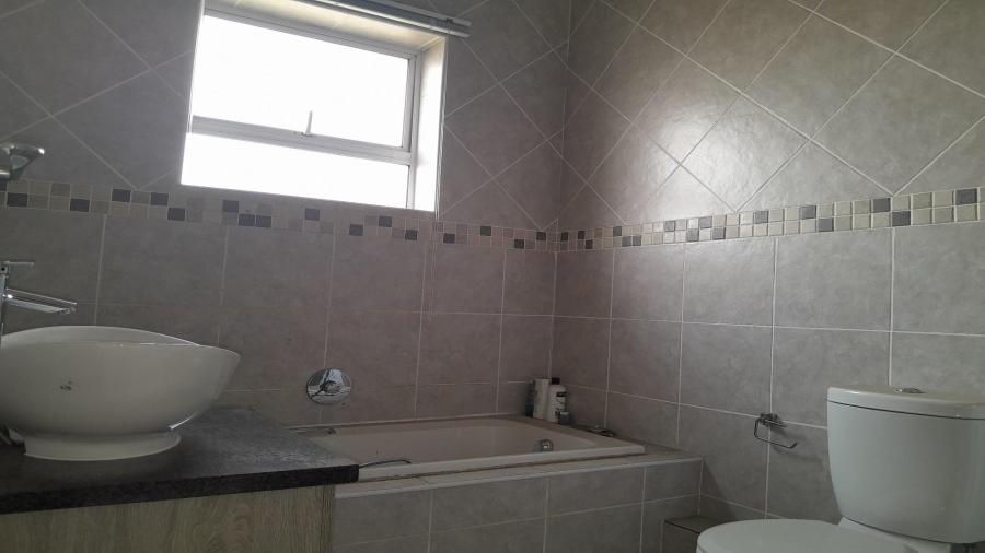 3 Bedroom Property for Sale in Riverspray Lifestyle Estate Gauteng