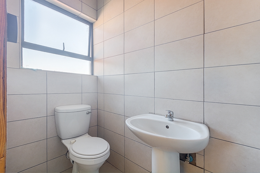 6 Bedroom Property for Sale in Jabavu Gauteng