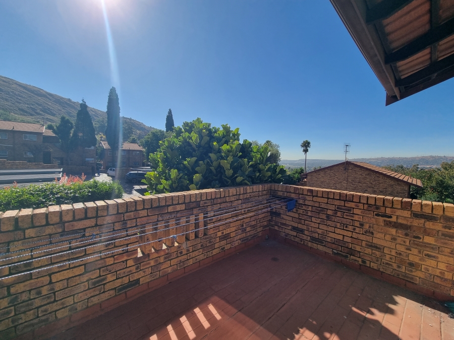 2 Bedroom Property for Sale in Bruma Gauteng