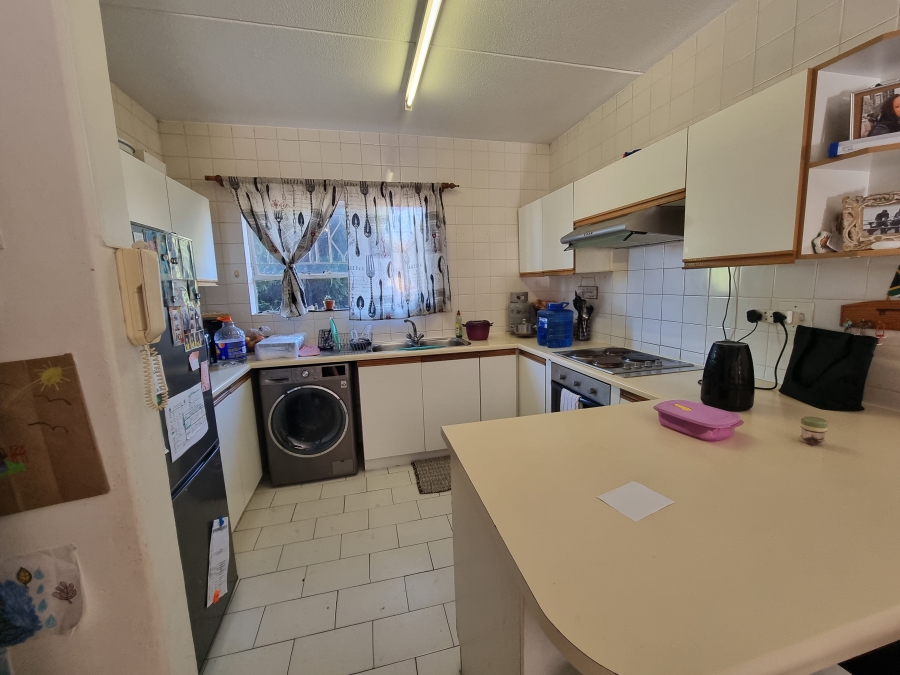 2 Bedroom Property for Sale in Bruma Gauteng