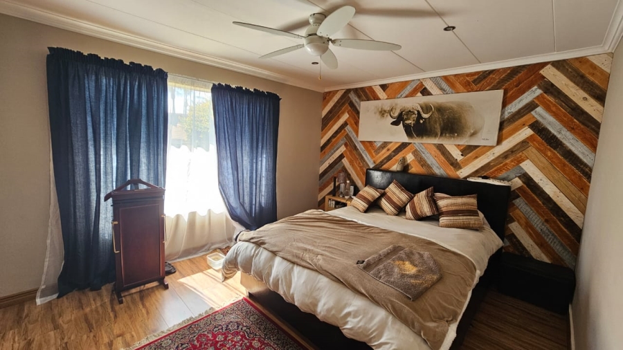 3 Bedroom Property for Sale in Garsfontein Gauteng