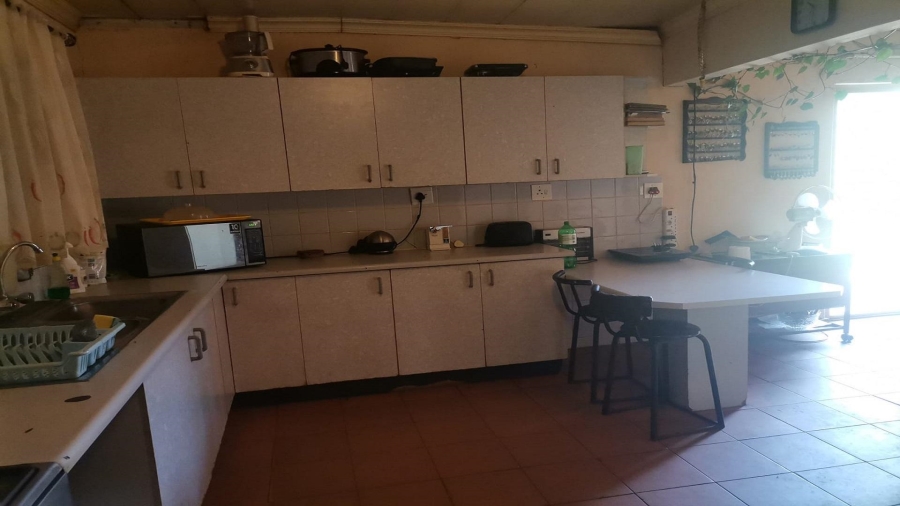 3 Bedroom Property for Sale in Louisrus Gauteng