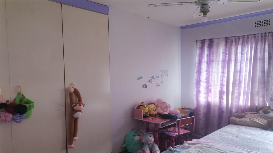 3 Bedroom Property for Sale in Louisrus Gauteng