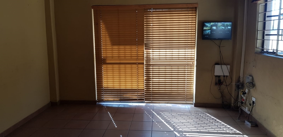 To Let 2 Bedroom Property for Rent in Sunnyridge Gauteng