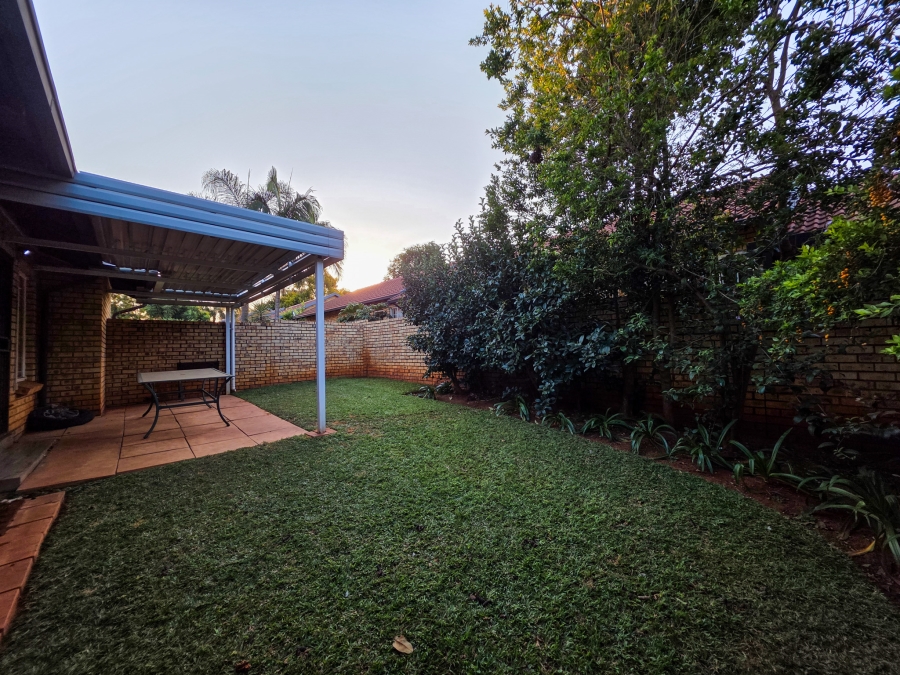 2 Bedroom Property for Sale in La Montagne Gauteng