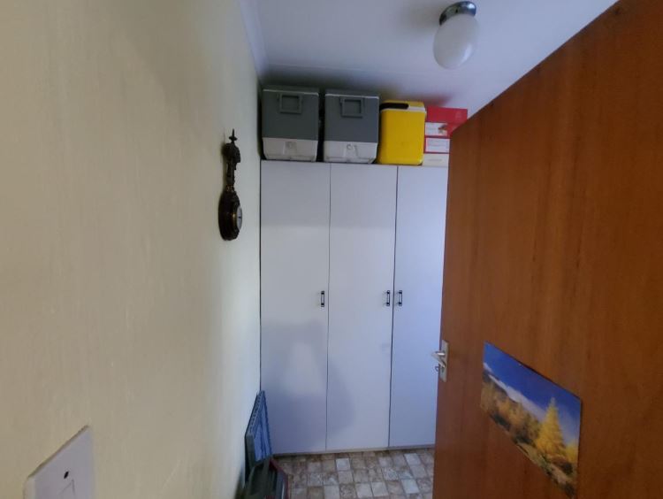 4 Bedroom Property for Sale in Glenvista Gauteng