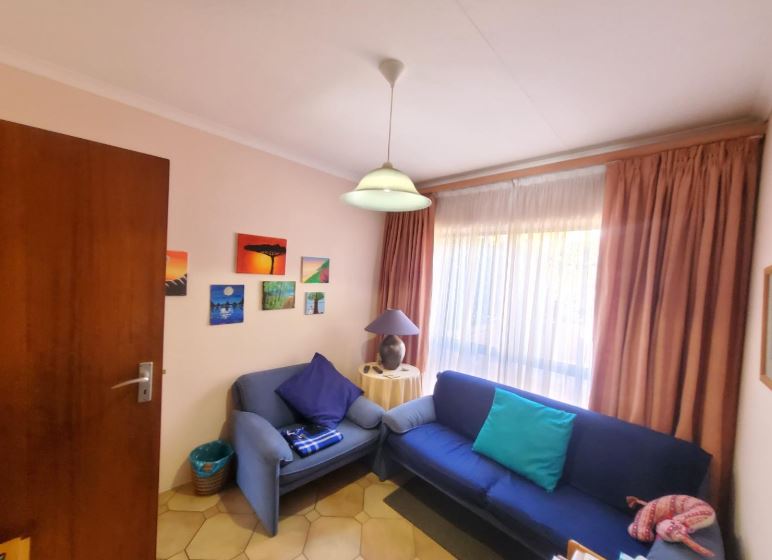 4 Bedroom Property for Sale in Glenvista Gauteng