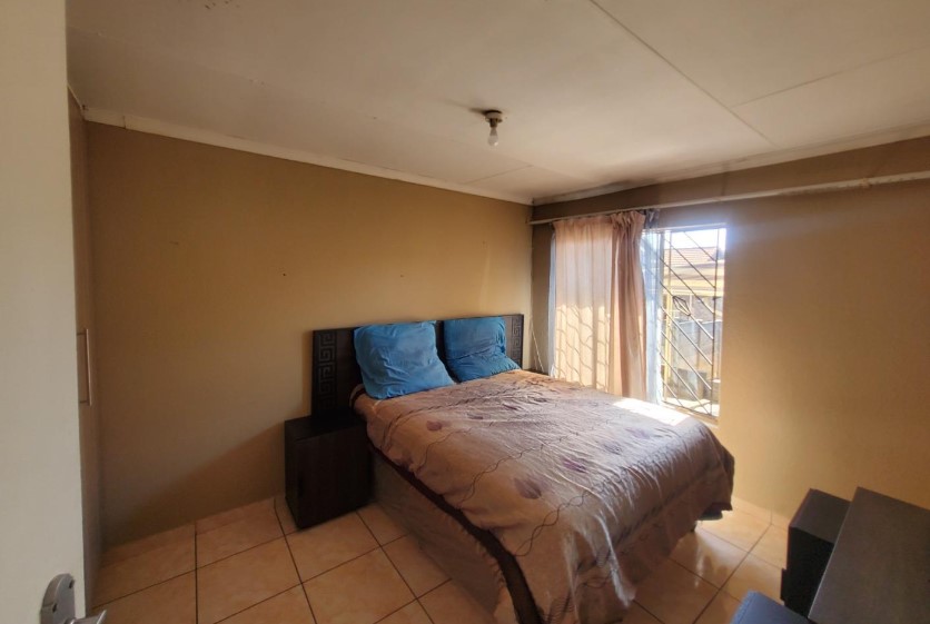 3 Bedroom Property for Sale in Mondeor Gauteng
