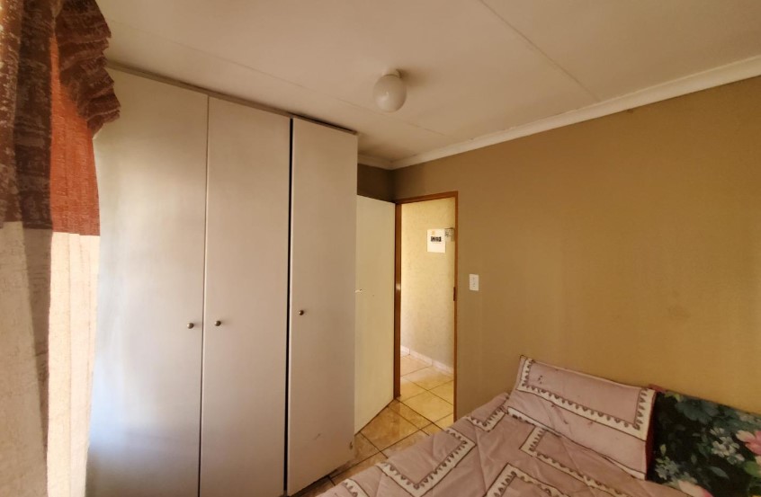 3 Bedroom Property for Sale in Mondeor Gauteng