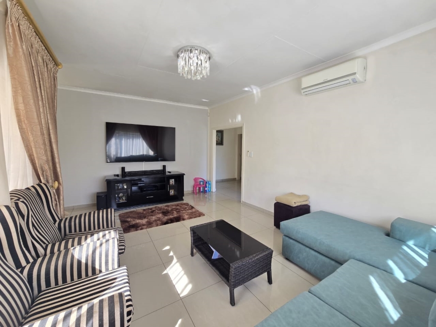 To Let 3 Bedroom Property for Rent in Highway Gardens Gauteng