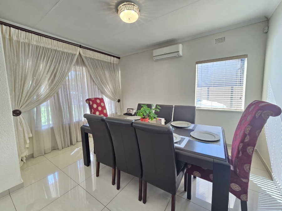 To Let 3 Bedroom Property for Rent in Highway Gardens Gauteng