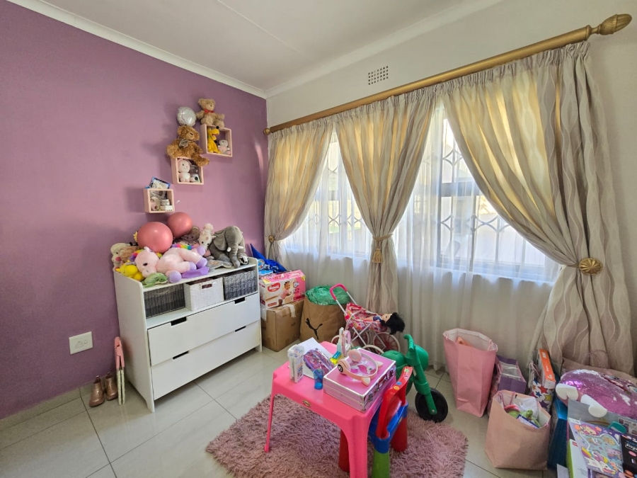 To Let 3 Bedroom Property for Rent in Highway Gardens Gauteng