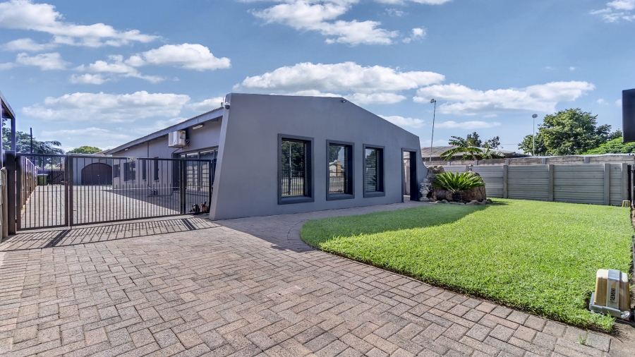 3 Bedroom Property for Sale in Pretoria North Gauteng