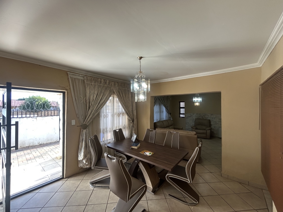5 Bedroom Property for Sale in Soshanguve L Gauteng