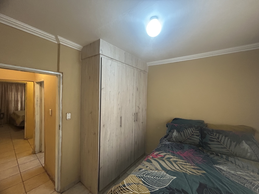 5 Bedroom Property for Sale in Soshanguve L Gauteng