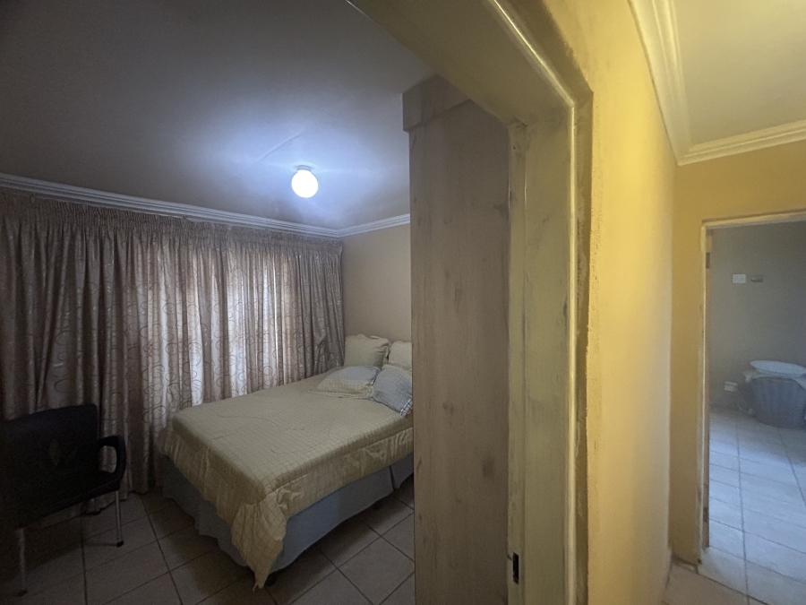 5 Bedroom Property for Sale in Soshanguve L Gauteng