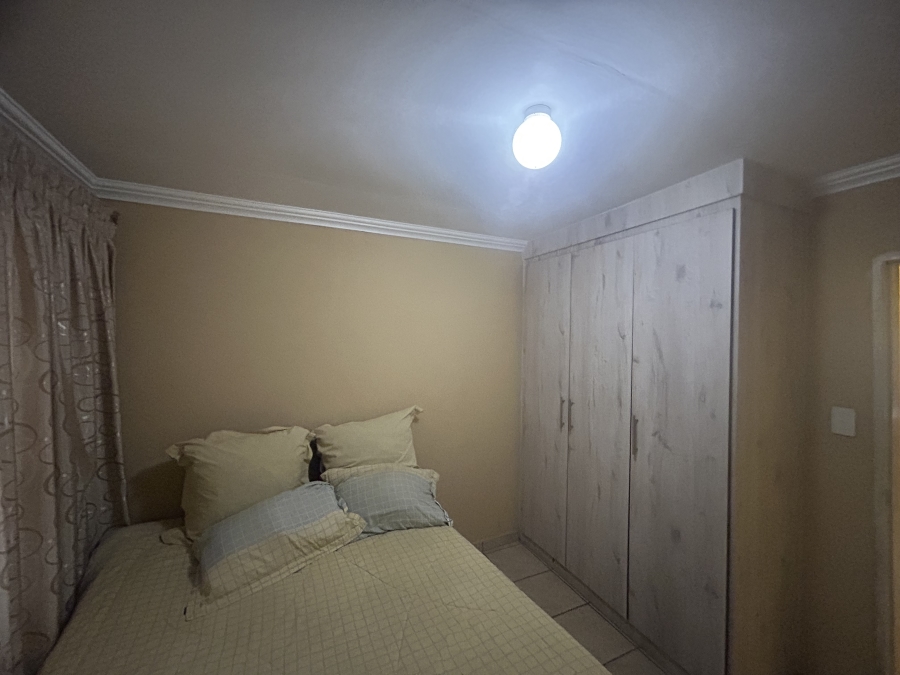5 Bedroom Property for Sale in Soshanguve L Gauteng