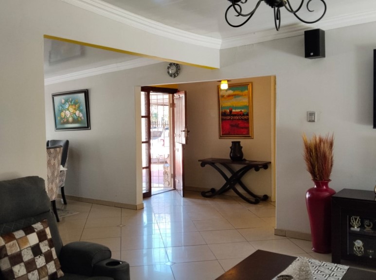 3 Bedroom Property for Sale in Ridgeway Gauteng