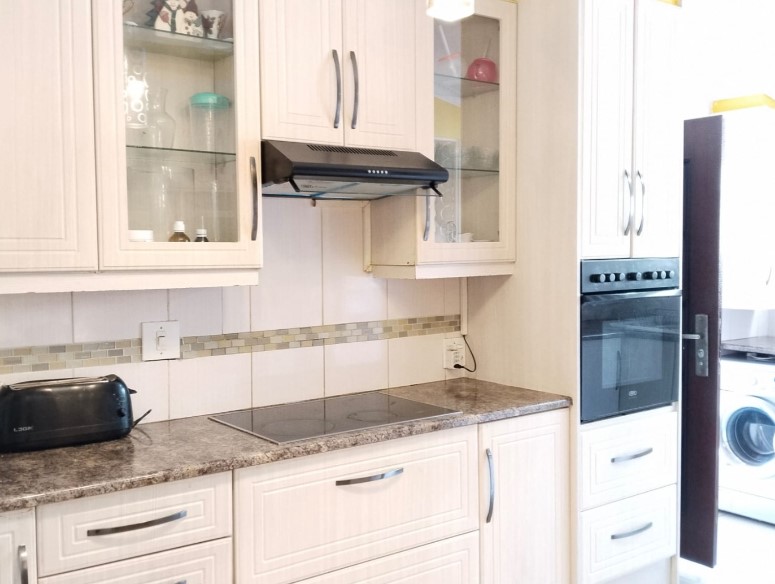 3 Bedroom Property for Sale in Ridgeway Gauteng