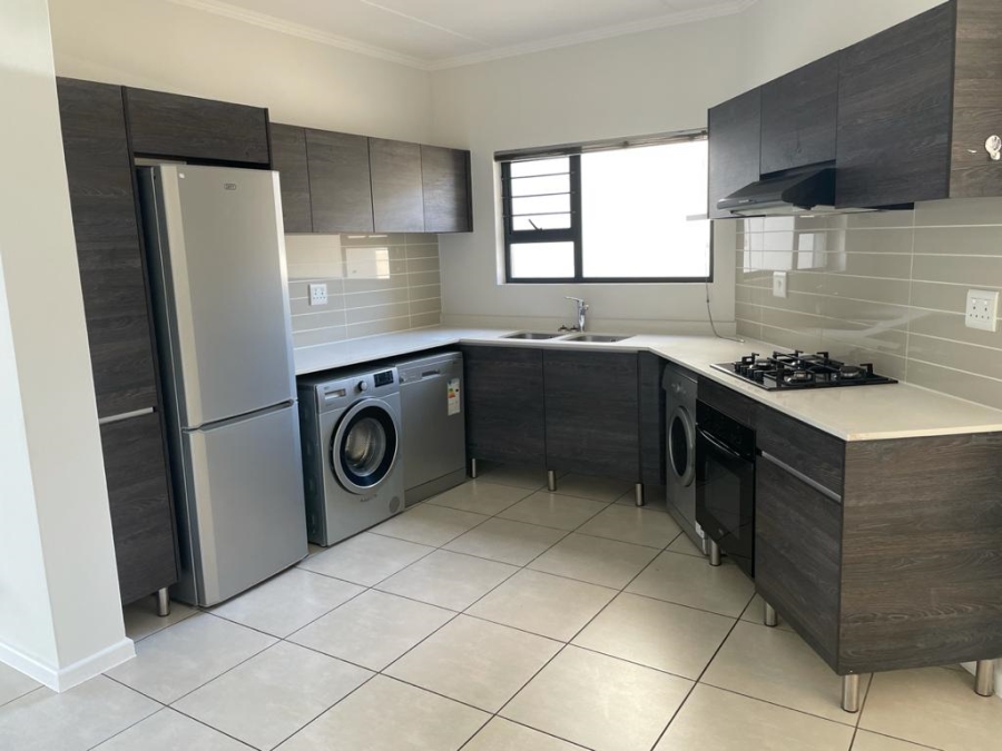 To Let 3 Bedroom Property for Rent in Modderfontein Gauteng