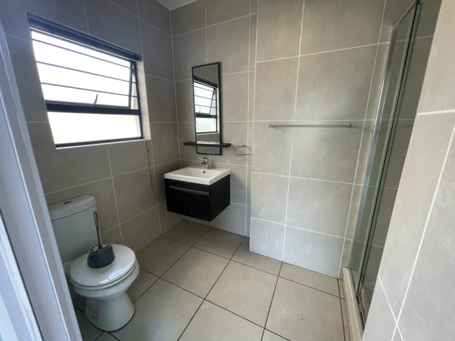 To Let 3 Bedroom Property for Rent in Modderfontein Gauteng