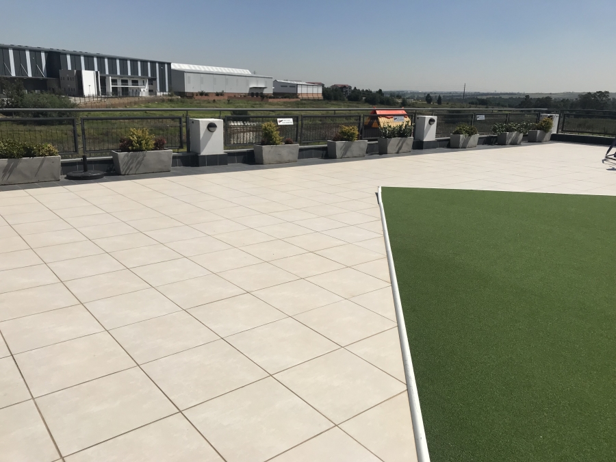 To Let 3 Bedroom Property for Rent in Modderfontein Gauteng