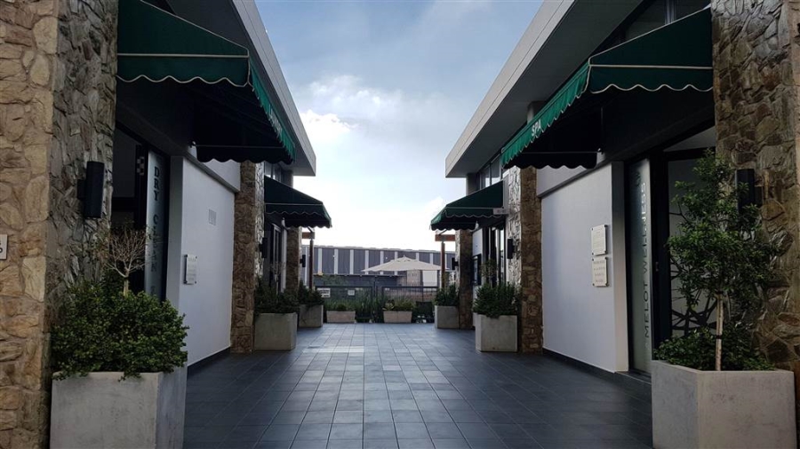 To Let 3 Bedroom Property for Rent in Modderfontein Gauteng