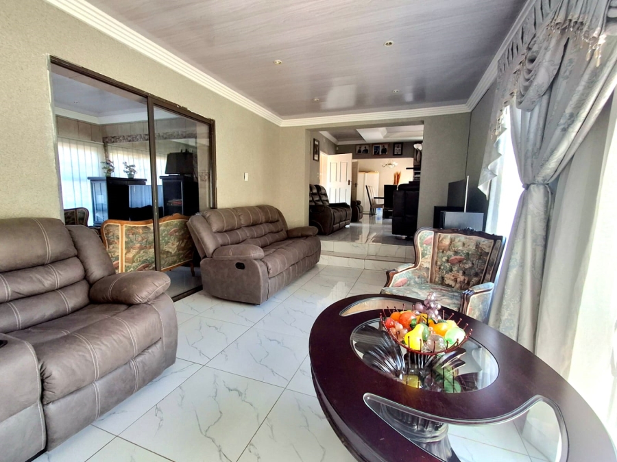 4 Bedroom Property for Sale in Eden Glen Gauteng