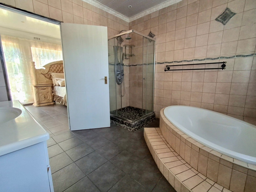 4 Bedroom Property for Sale in Eden Glen Gauteng