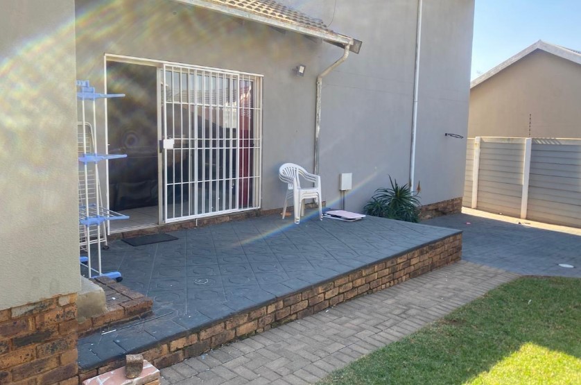3 Bedroom Property for Sale in Risana Gauteng