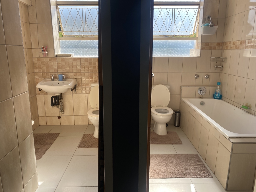 2 Bedroom Property for Sale in Lorentzville Gauteng
