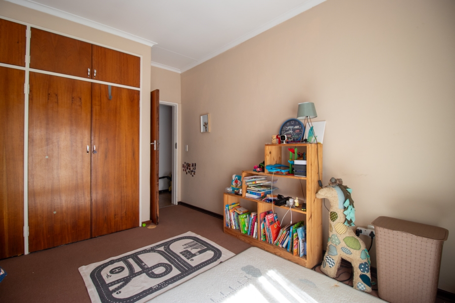 5 Bedroom Property for Sale in Zwartkop Gauteng