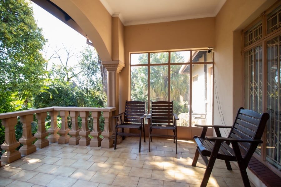 5 Bedroom Property for Sale in Zwartkop Gauteng
