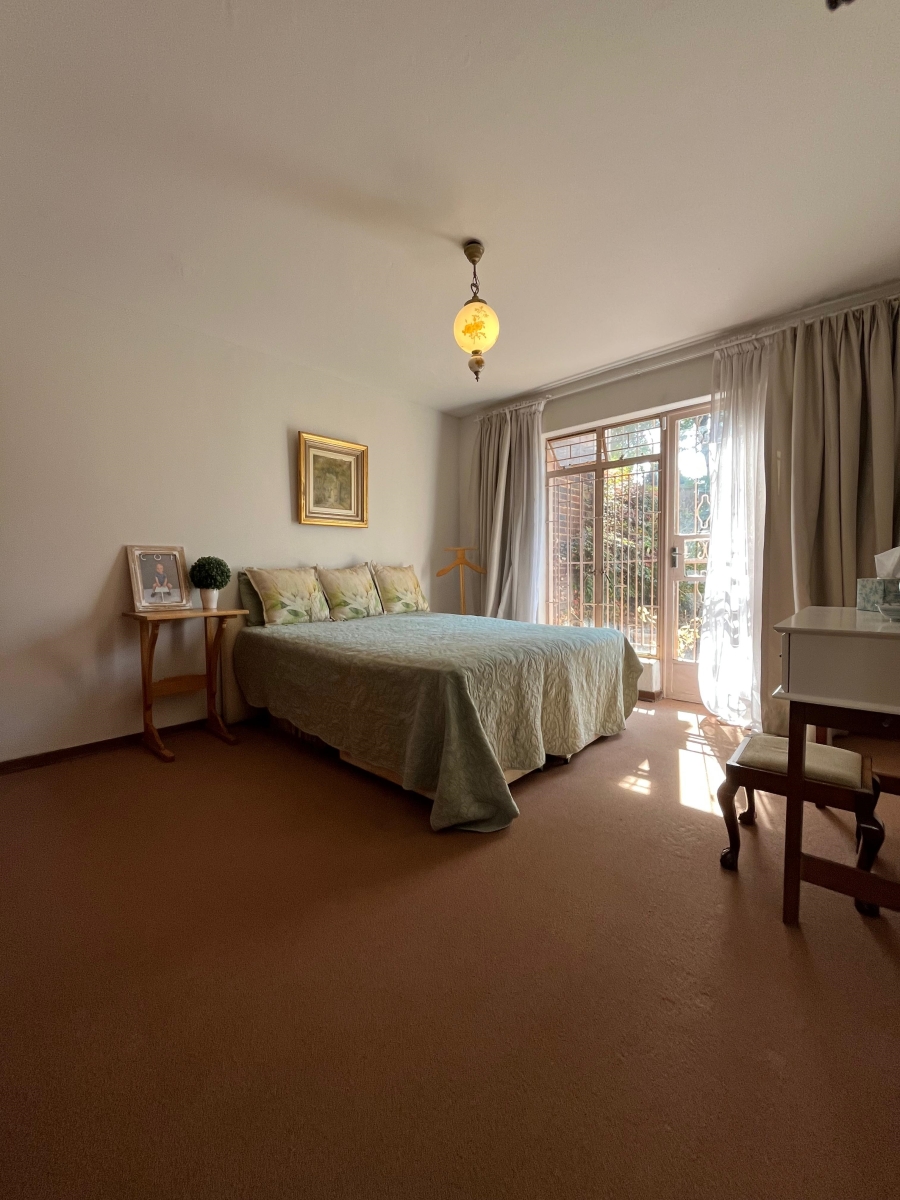 5 Bedroom Property for Sale in Zwartkop Gauteng