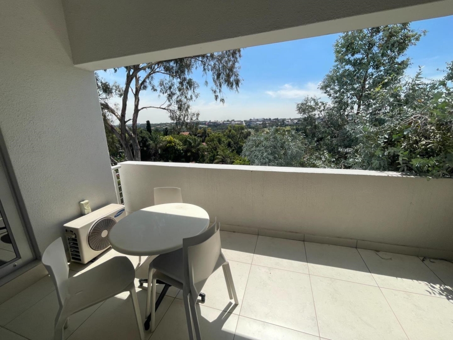 2 Bedroom Property for Sale in Atholl Gauteng