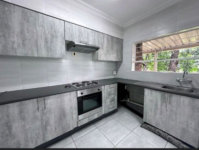 To Let 2 Bedroom Property for Rent in Essexwold Gauteng