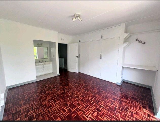 To Let 2 Bedroom Property for Rent in Essexwold Gauteng