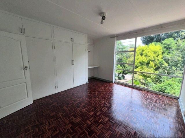 To Let 2 Bedroom Property for Rent in Essexwold Gauteng