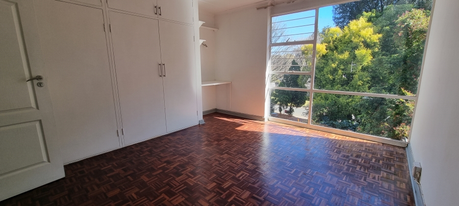 To Let 2 Bedroom Property for Rent in Essexwold Gauteng