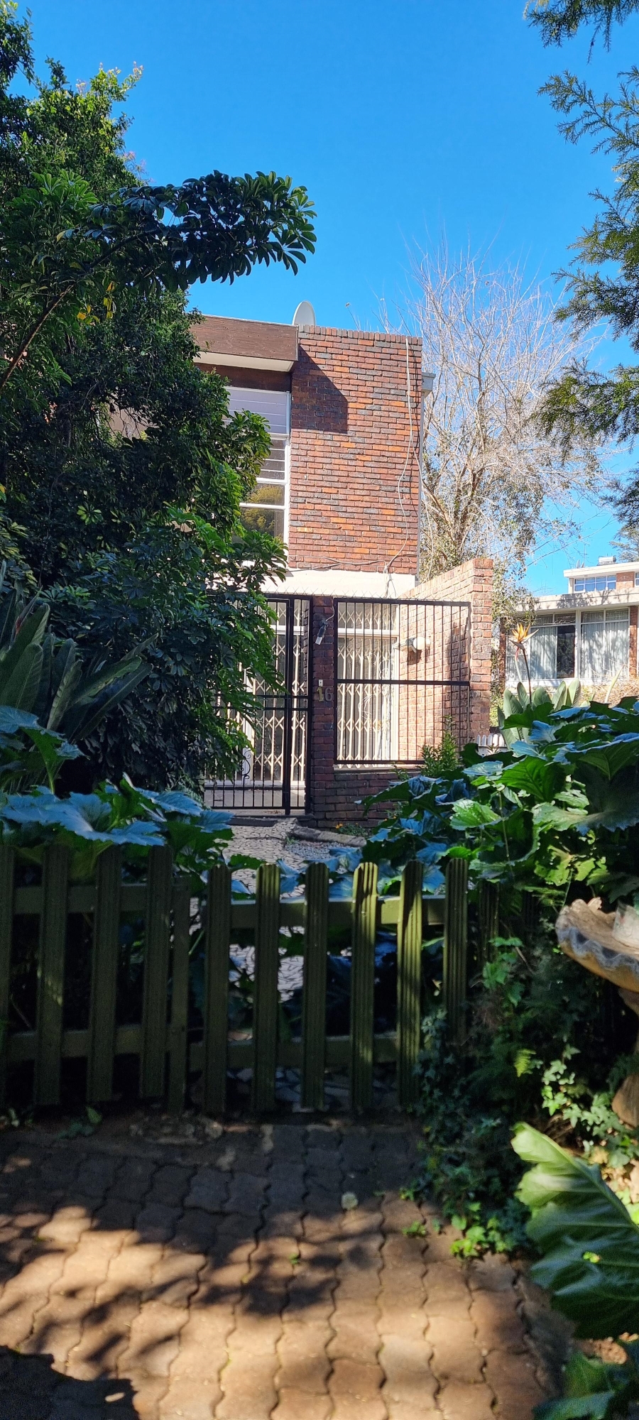 To Let 2 Bedroom Property for Rent in Essexwold Gauteng