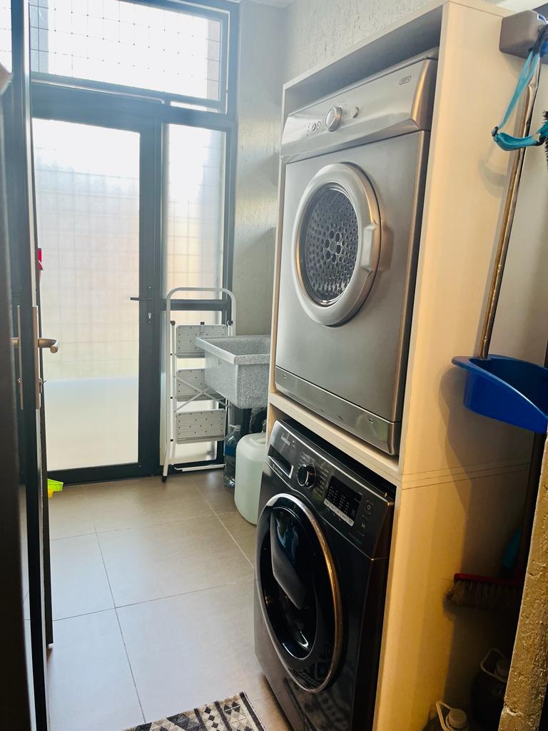 To Let 4 Bedroom Property for Rent in Kyalami Ridge Gauteng