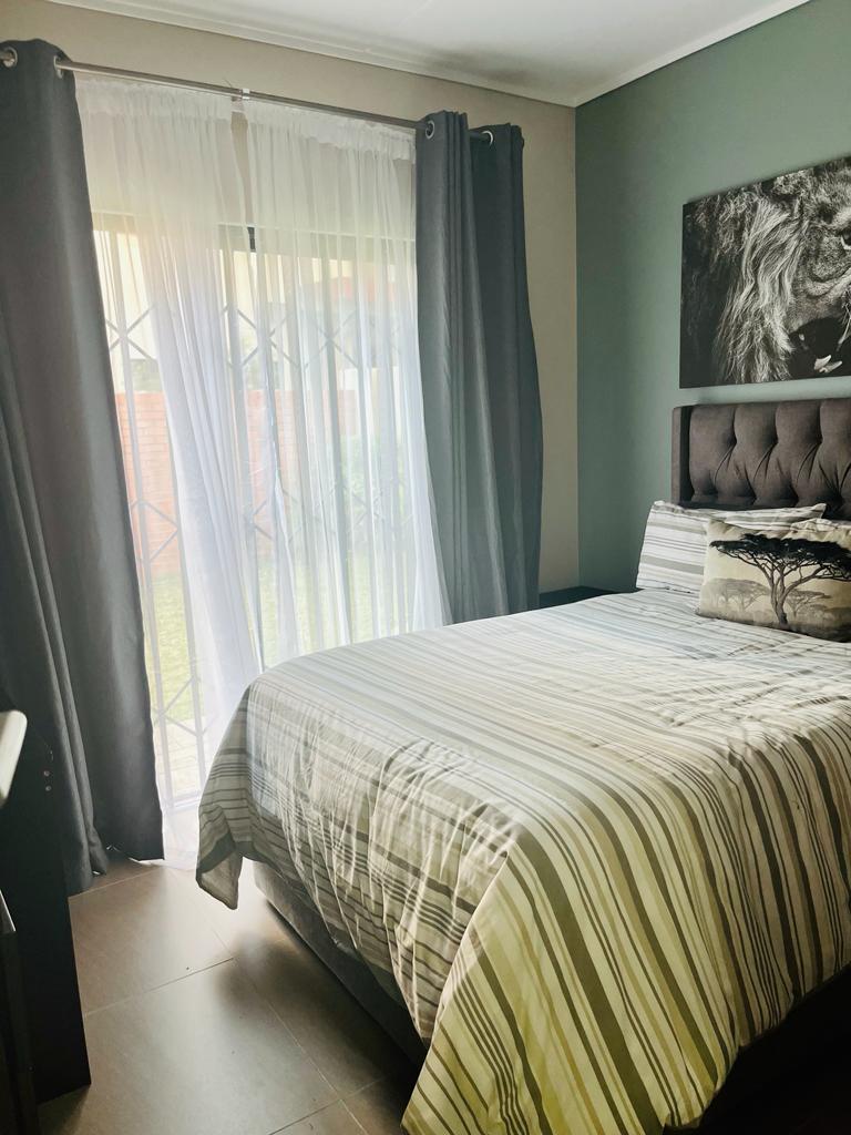 To Let 4 Bedroom Property for Rent in Kyalami Ridge Gauteng
