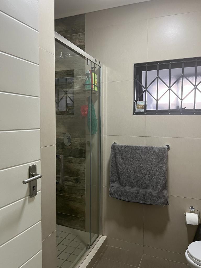 To Let 4 Bedroom Property for Rent in Kyalami Ridge Gauteng
