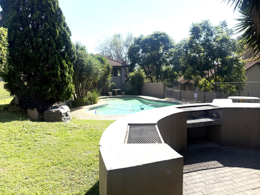 2 Bedroom Property for Sale in Newlands Gauteng