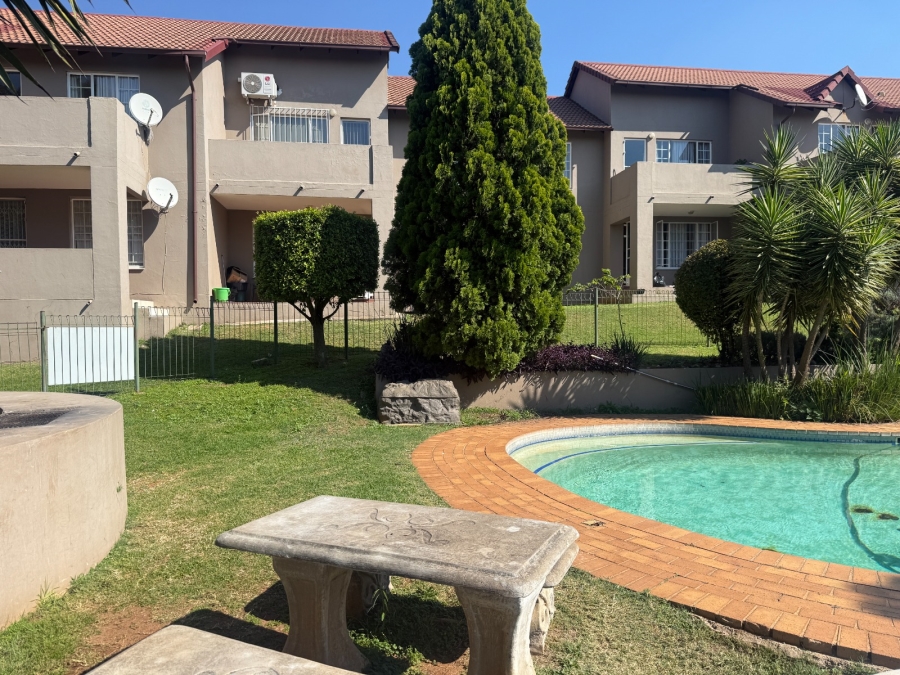 2 Bedroom Property for Sale in Newlands Gauteng